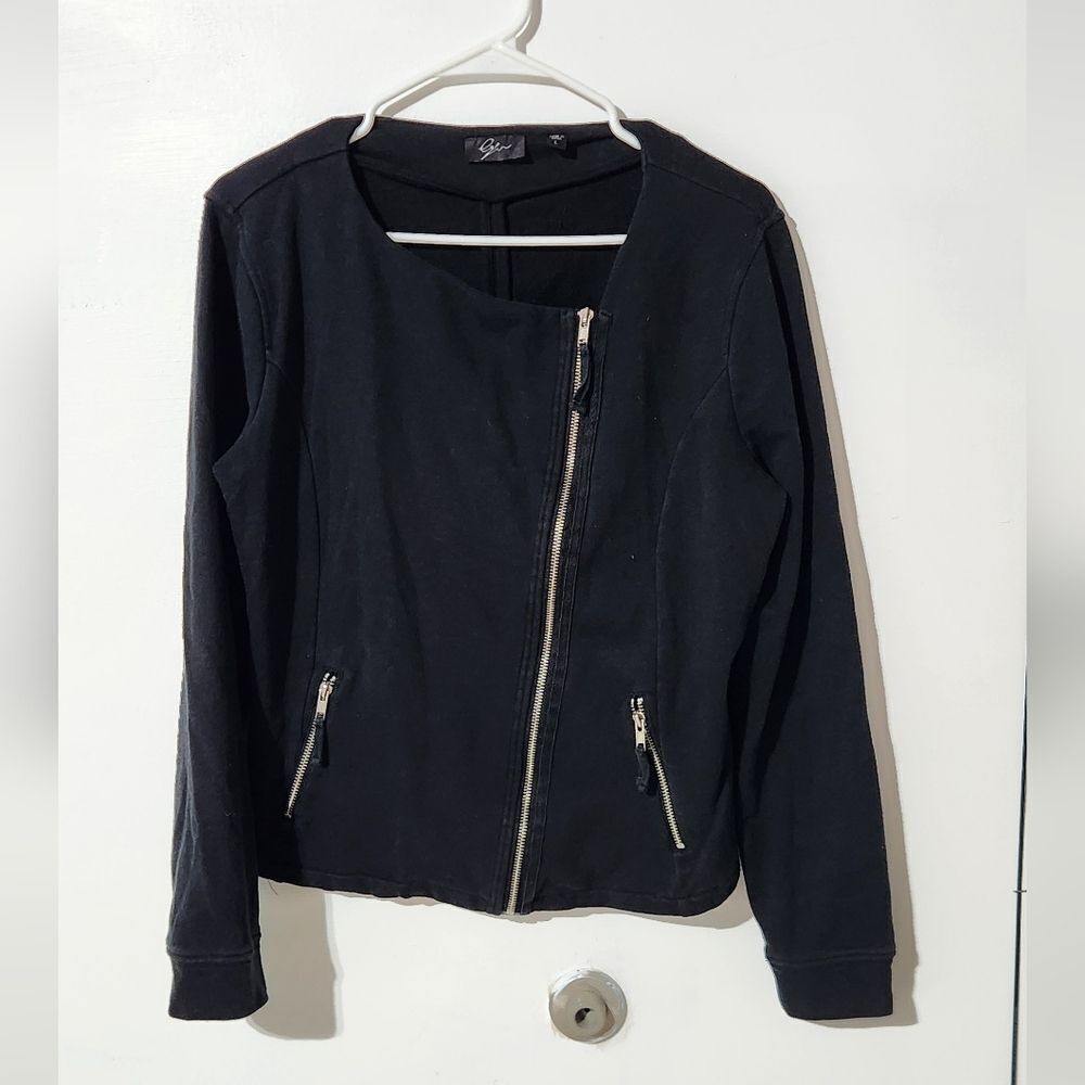 Eyn zip up black Jacket